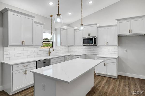 111 Ventnor AVE, Union, MO 63084