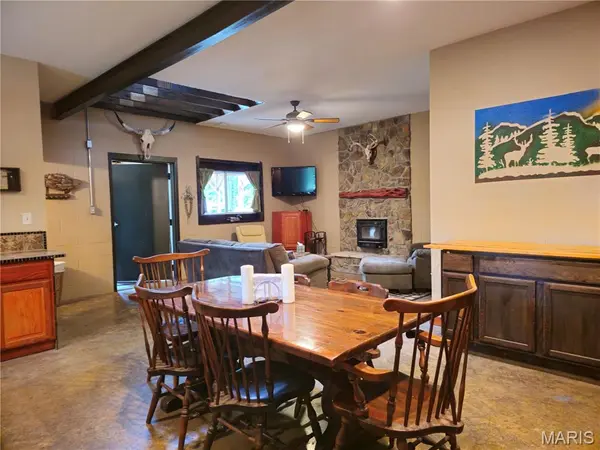 6908 Coon Club Rd, Versailles, MO 65084