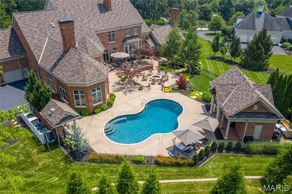 13344 Buckland Hall RD, St Louis, MO 63131