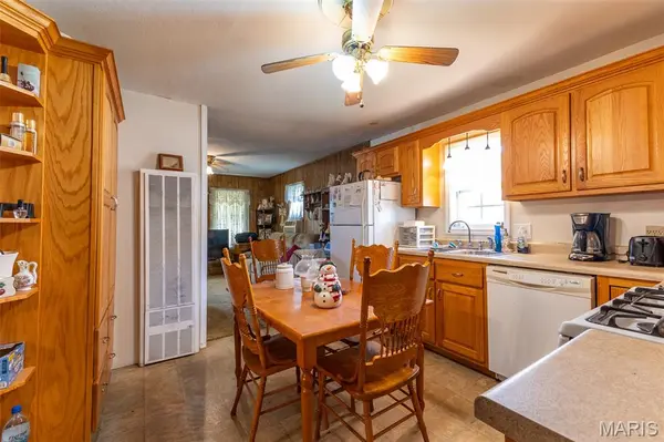 1508 Bethel ST, Poplar Bluff, MO 63901
