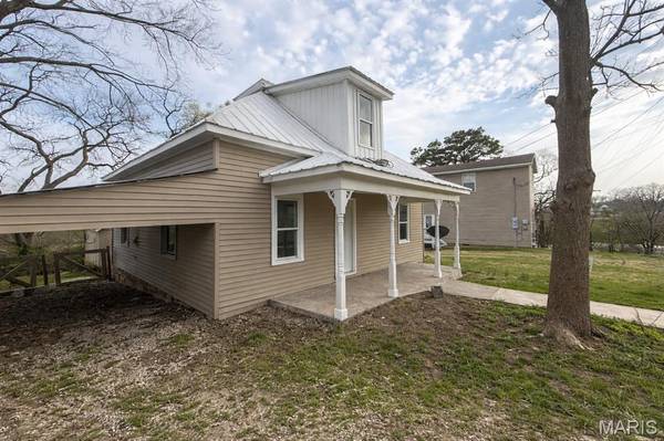 341 Spruce ST, Bourbon, MO 65441