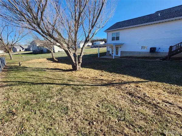 96 Fox DR, Farmington, MO 63640