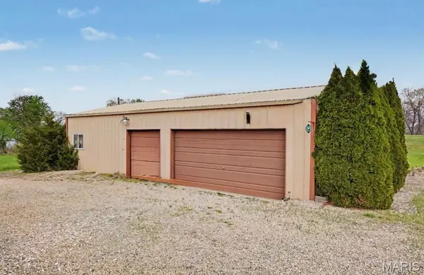 22376 S Stracks Church RD, Wright City, MO 63390
