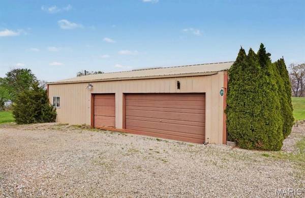 22376 S Stracks Church RD, Wright City, MO 63390