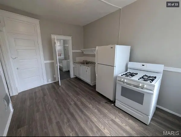 3648 Shenandoah AVE, St Louis, MO 63110