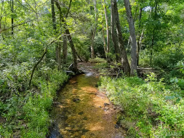 000 County Road 544, Caulfield, MO 65626