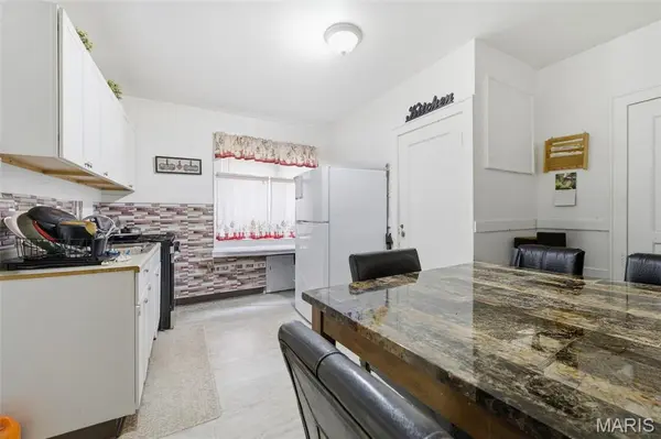 4260 Michigan AVE, St Louis, MO 63111