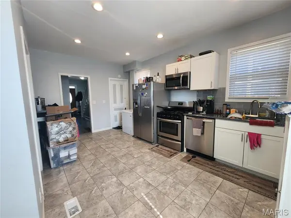 607 Beacon ST, Alton, IL 62002