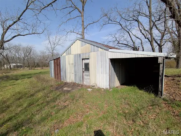5000 Highway 5, Hartville, MO 65667