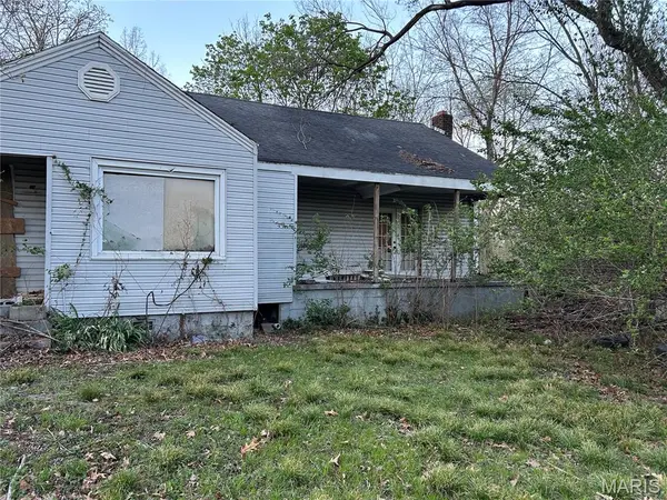 253 Washington CT, Lebanon, MO 65536