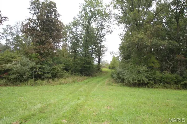 65 +/- Acres Pendleton Lost Creek RD, Warrenton, MO 63383