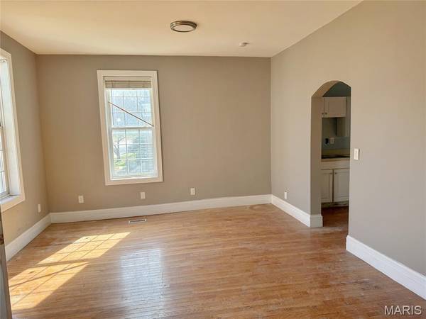 6429 Idaho AVE, St Louis, MO 63111