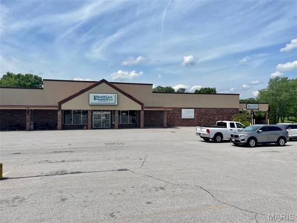 628 Old Saint Marys RD, Perryville, MO 63775
