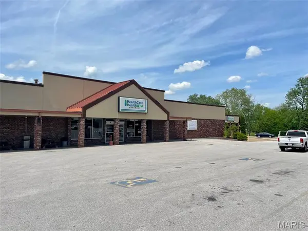 628 Old Saint Marys RD, Perryville, MO 63775