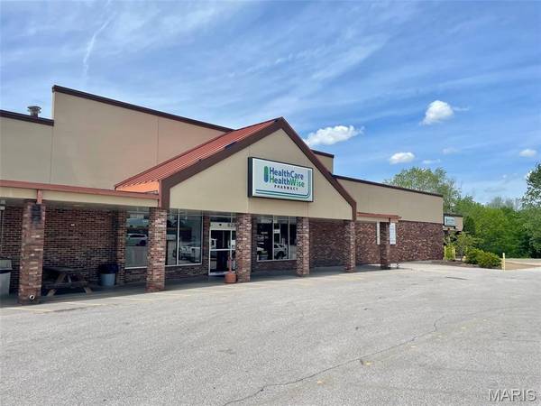 628 Old Saint Marys RD, Perryville, MO 63775
