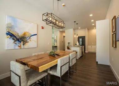 226 E Lockwood AVE #206, St Louis, MO 63119