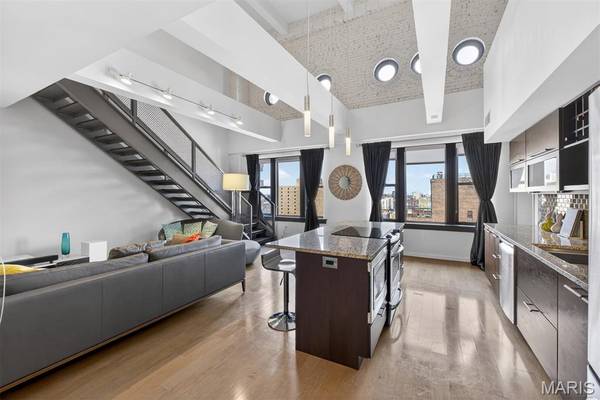 915 Olive ST #1605, St Louis, MO 63101
