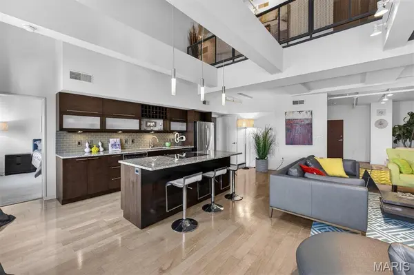 915 Olive ST #1605, St Louis, MO 63101