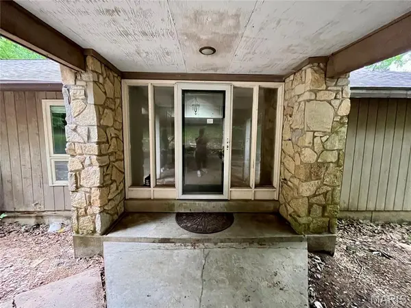 4532 Fox Creek RD, Wildwood, MO 63069