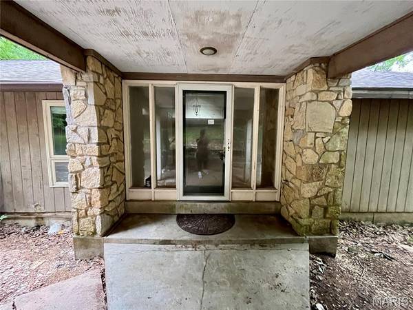 4532 Fox Creek RD, Wildwood, MO 63069