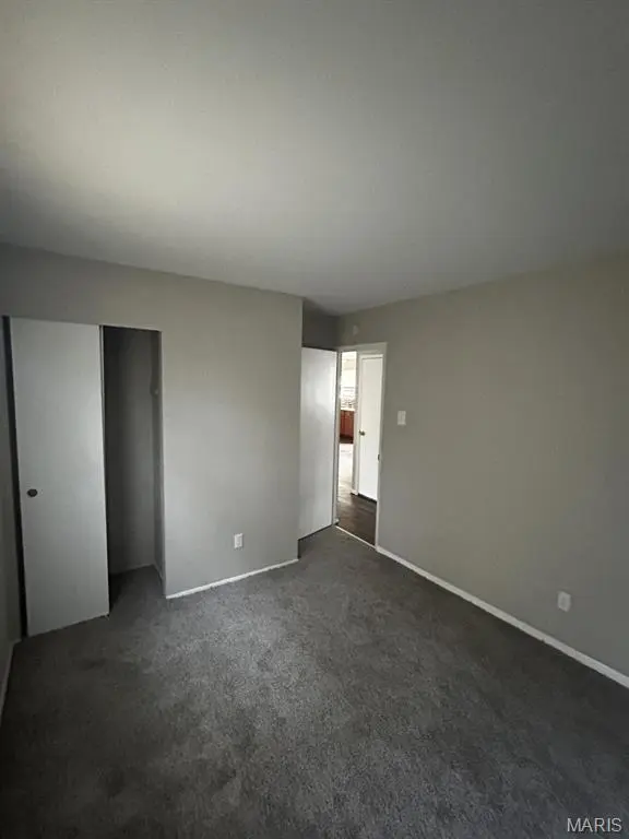 10202 Castle DR, St Louis, MO 63136