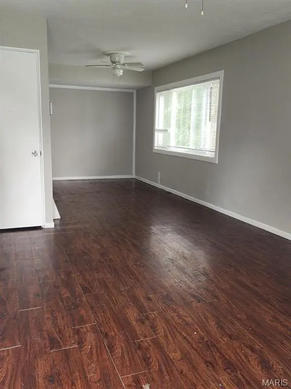 245 Grampian RD, St Louis, MO 63137