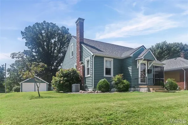 150 N 31st ST, Belleville, IL 62226