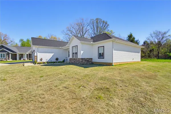 194 Duranda DR, Poplar Bluff, MO 63901