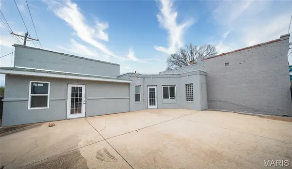 5 N Main ST, St Clair, MO 63077