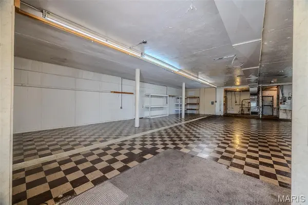269 E 6th ST, Lebanon, MO 65536