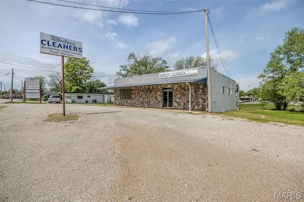 269 E 6th ST, Lebanon, MO 65536