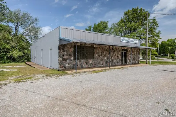 269 E 6th ST, Lebanon, MO 65536