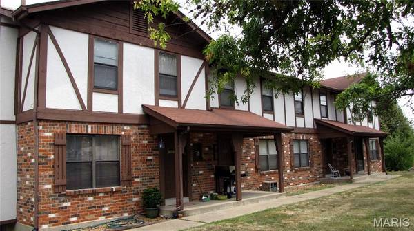 195 N Service RD #C, St Peters, MO 63376