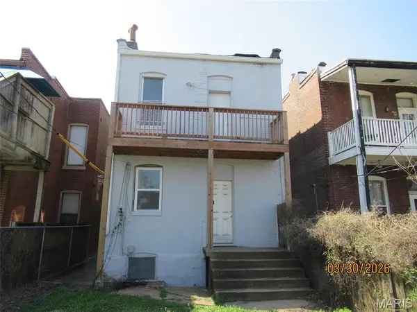 4439 Oakland AVE, St Louis, MO 63110