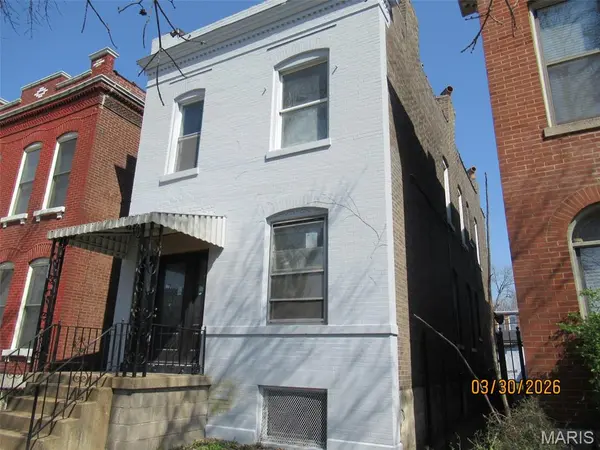 4439 Oakland AVE, St Louis, MO 63110