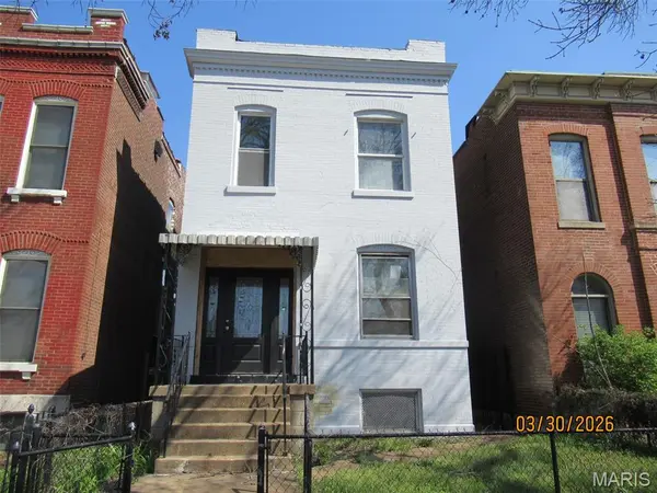 4439 Oakland AVE, St Louis, MO 63110