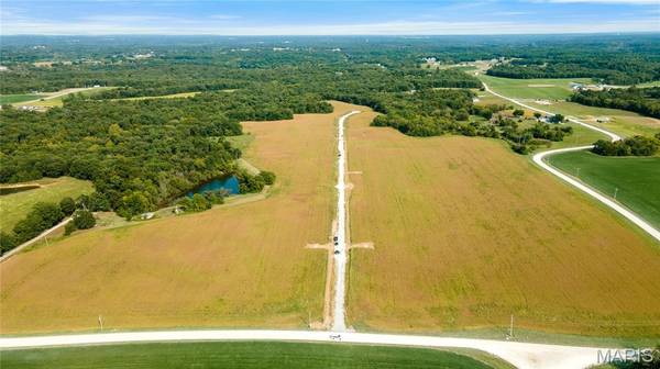 136 Otto CT, Silex, MO 63377