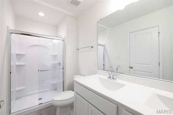 1009 Westhaven BLVD, Wentzville, MO 63385