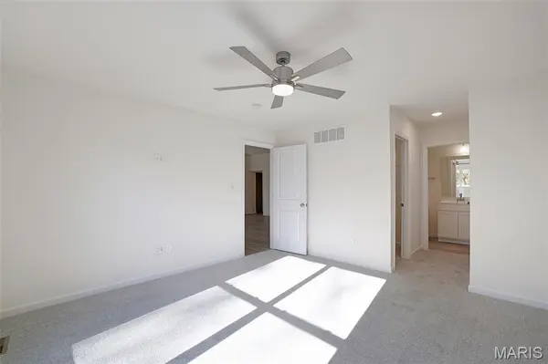 1009 Westhaven BLVD, Wentzville, MO 63385
