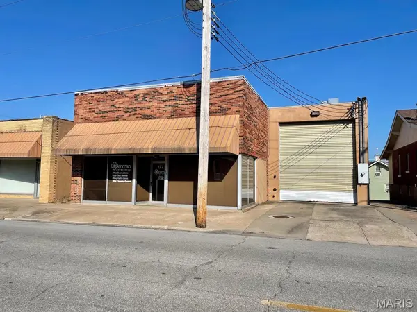122 S Spanish ST, Cape Girardeau, MO 63703