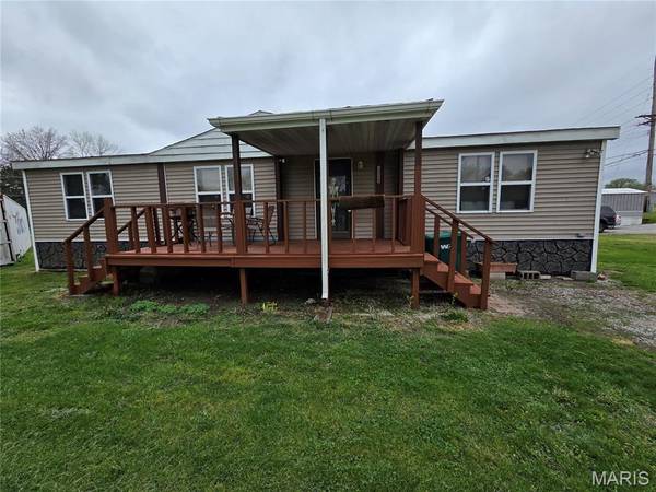 2335 Jerome LN, Cahokia, IL 62206