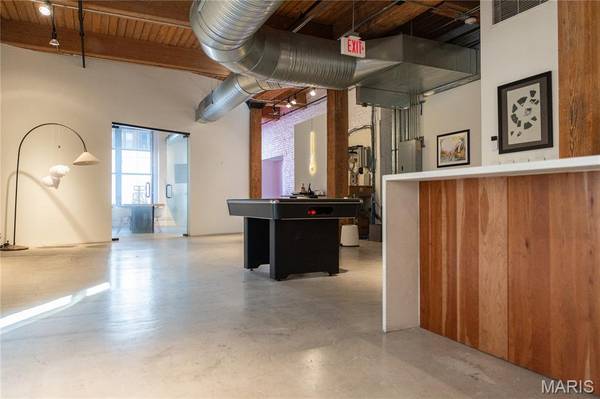 1115 Locust #200, St Louis, MO 63101