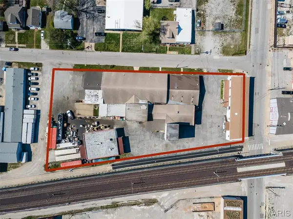 140 Iowa AVE, Belleville, IL 62220
