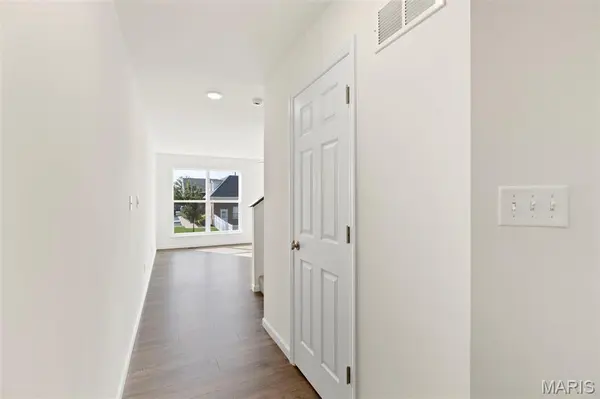 14 Town Centre CT, Foristell, MO 63348