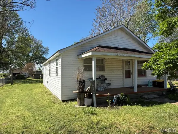 1413 George ST, Kennett, MO 63857