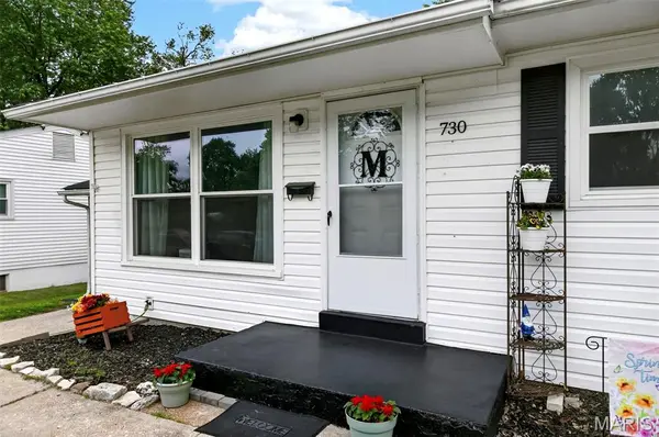 730 Babler DR, Florissant, MO 63031