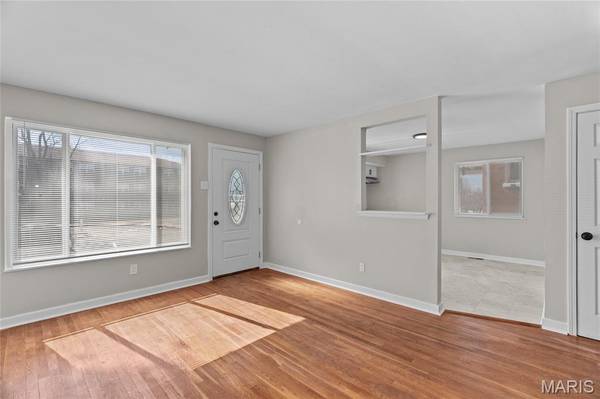 5531 Maple AVE, St Louis, MO 63112