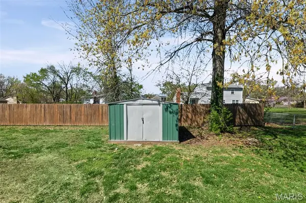 365 Bunker Hill RD, Belleville, IL 62221