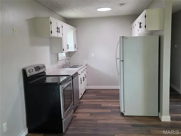 22040 Harlan LN, St Robert, MO 65584