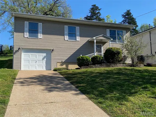 117 E 13th ST, Hermann, MO 65041